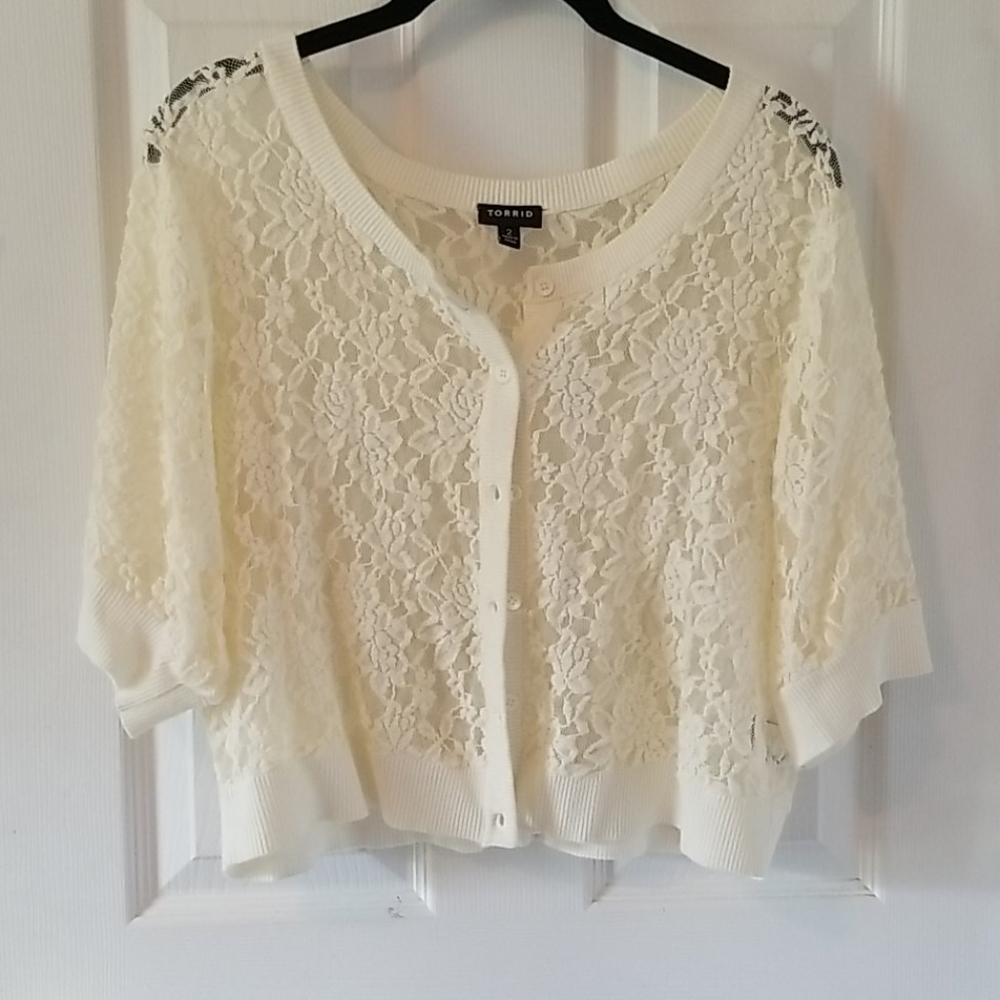 Torrid Size 2 Shrug
